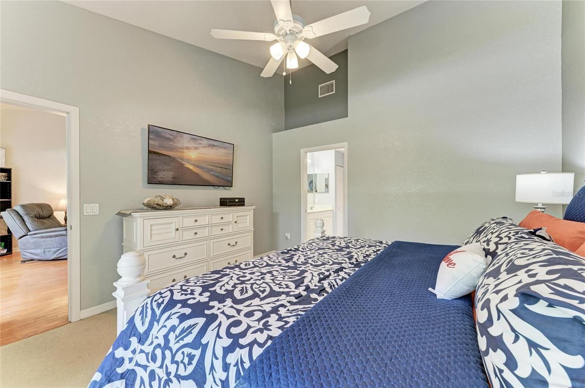 7126 CEDAR HOLLOW CIRCLE — photo 32 of 55