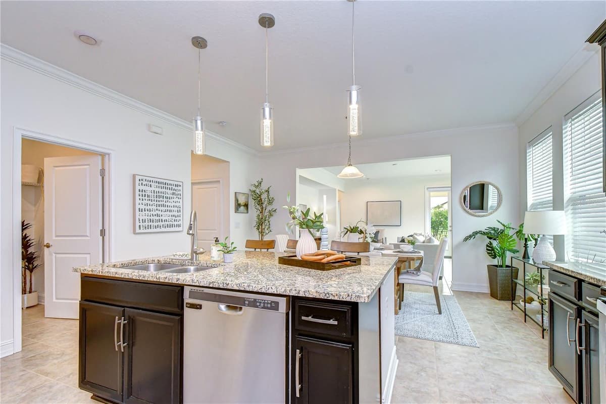 4749 ROLLING GREEN DRIVE — photo 7 of 35
