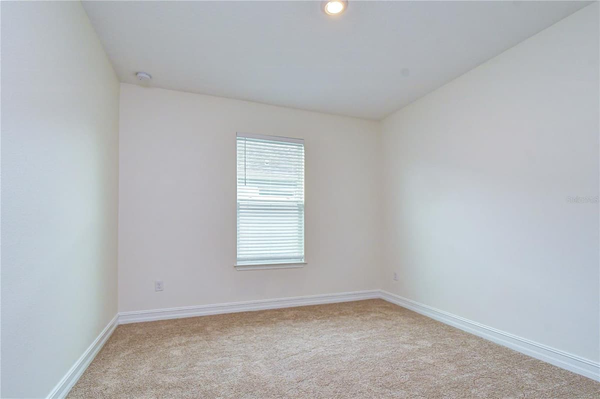 4749 ROLLING GREEN DRIVE — photo 23 of 35