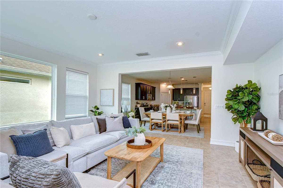 4749 ROLLING GREEN DRIVE — photo 10 of 35