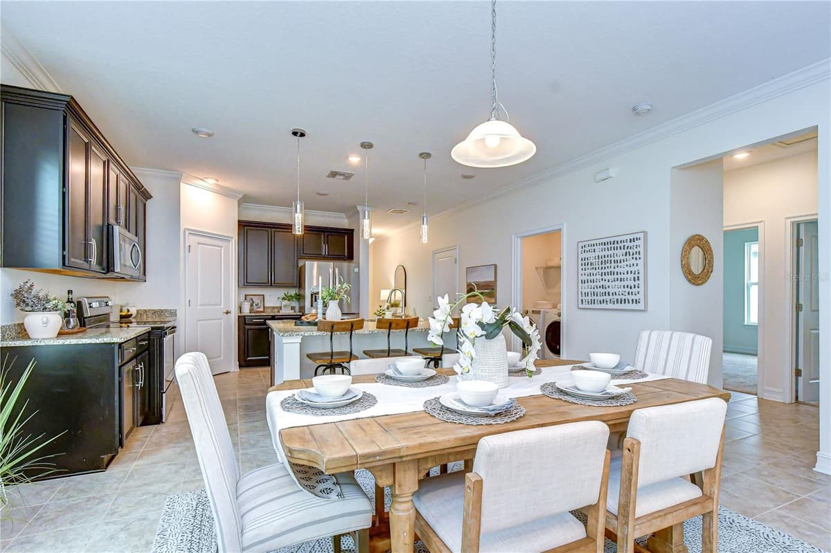 4749 ROLLING GREEN DRIVE — photo 8 of 35