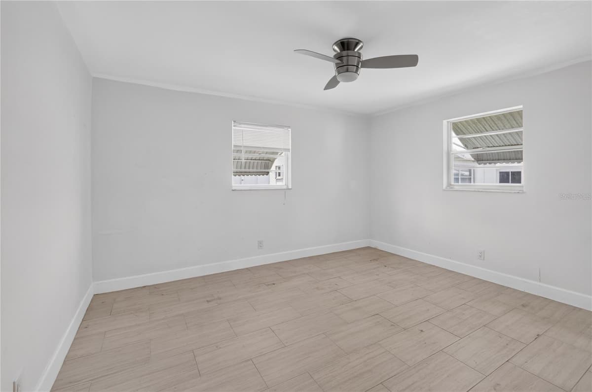 719 18TH STREET — photo 20 of 43