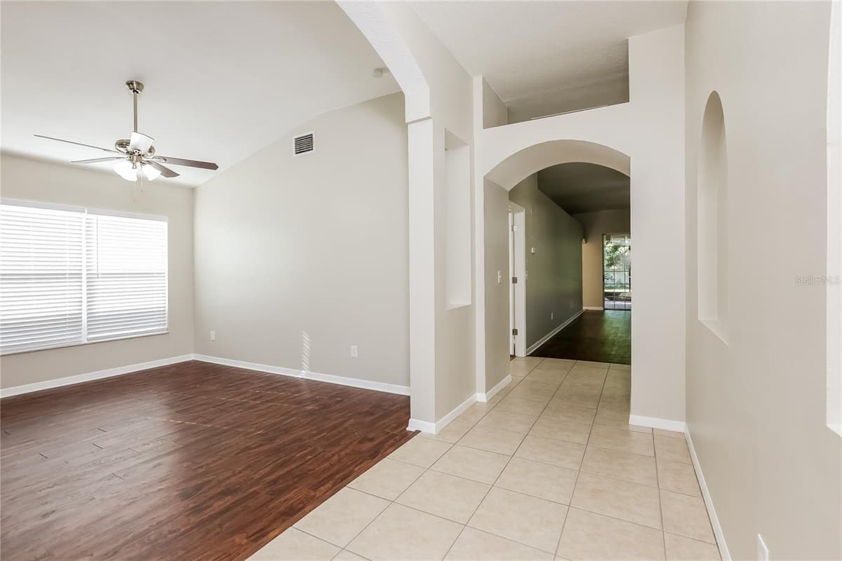 1717 ERIN BROOKE DRIVE — photo 2 of 15