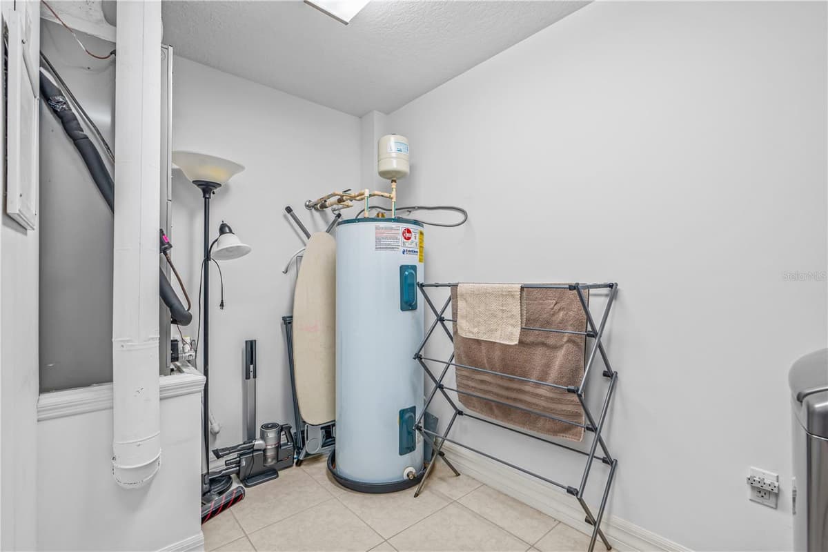 1705 ATLANTIC AVENUE — photo 42 of 57