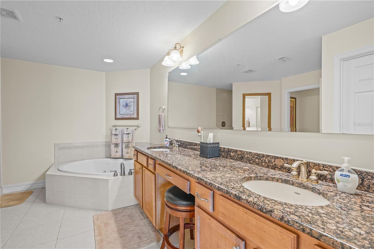 1705 ATLANTIC AVENUE — photo 27 of 57