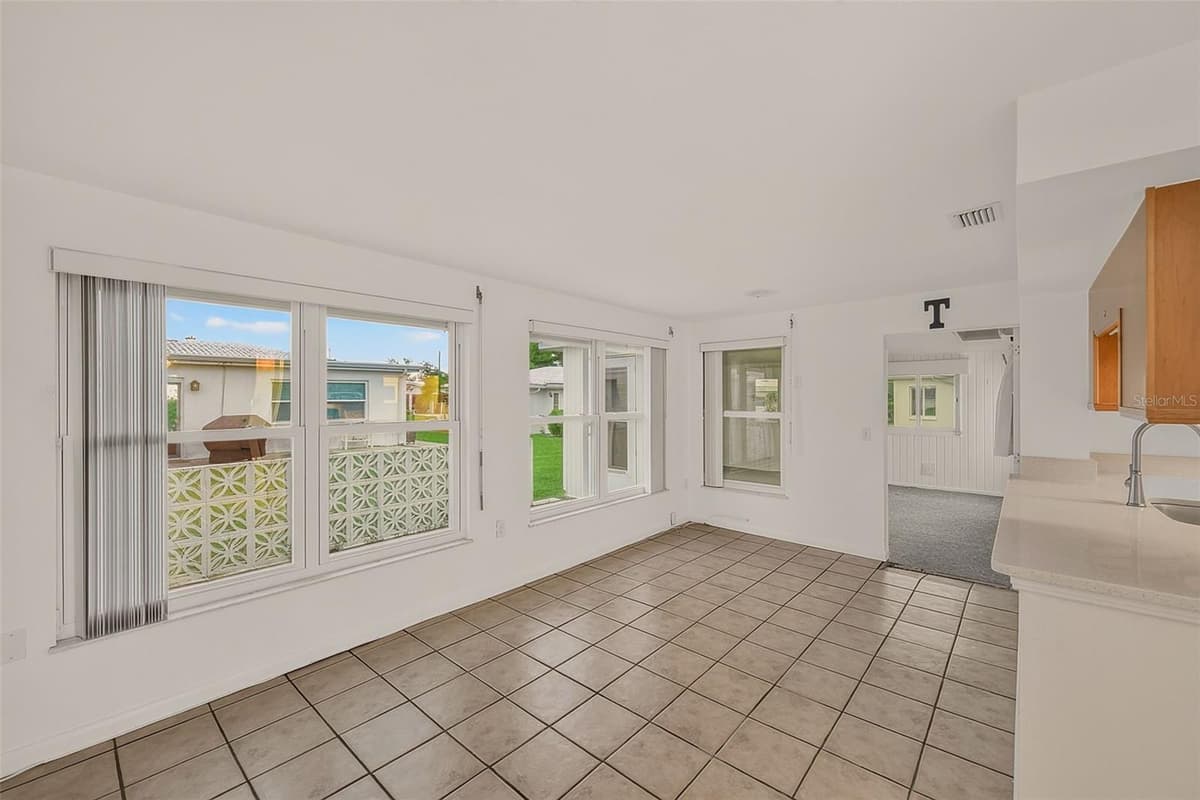 14144 87TH AVENUE — photo 18 of 42