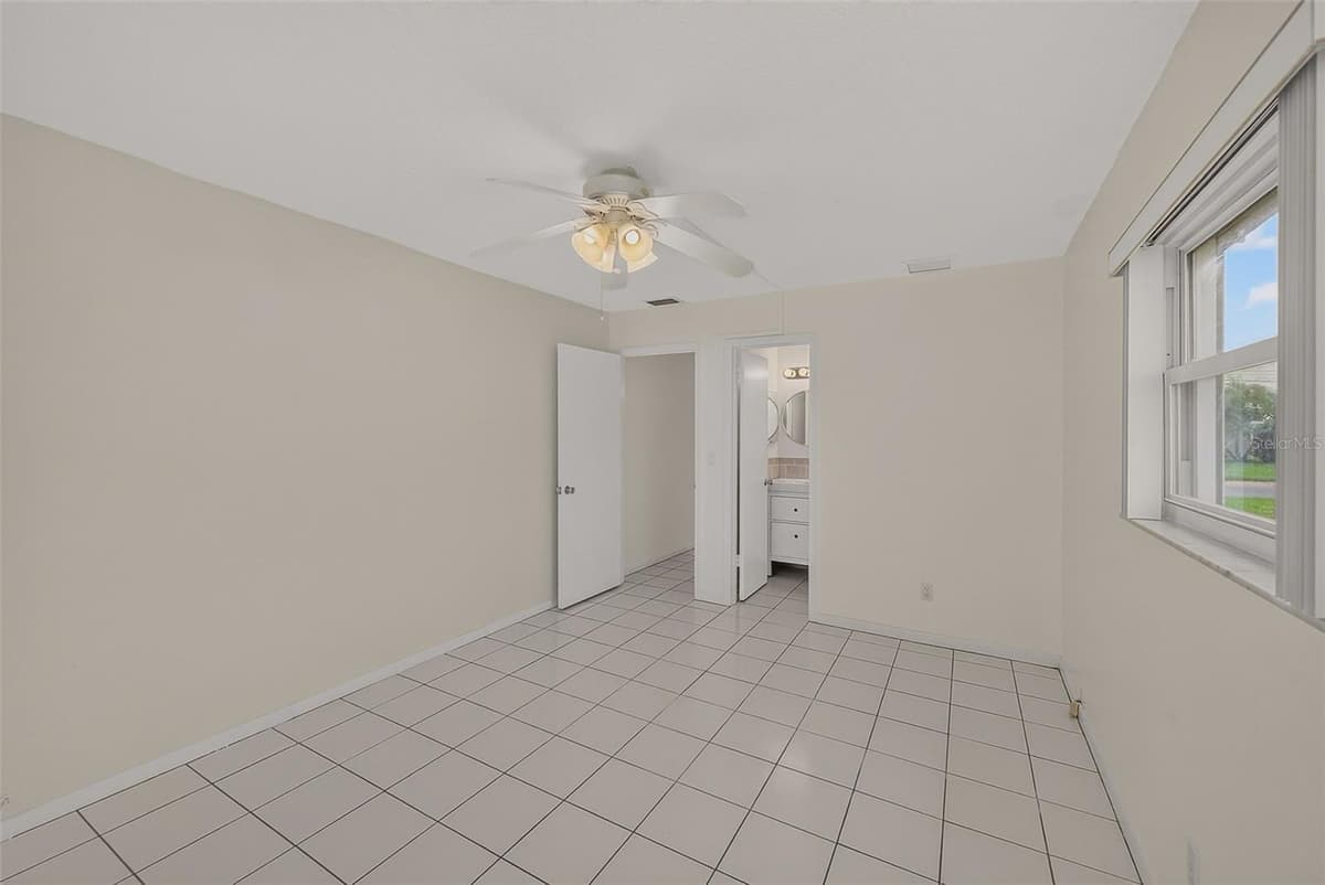 14144 87TH AVENUE — photo 11 of 42