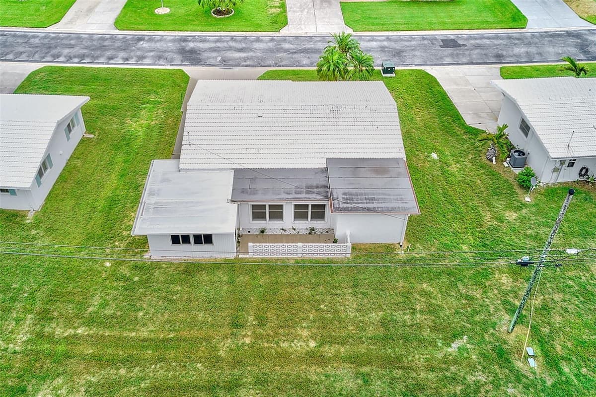 14144 87TH AVENUE — photo 41 of 42