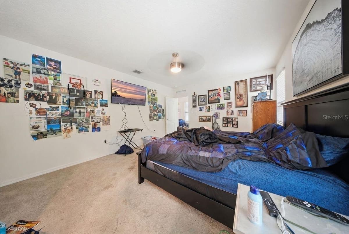 209 MEGHAN CIR — photo 20 of 44
