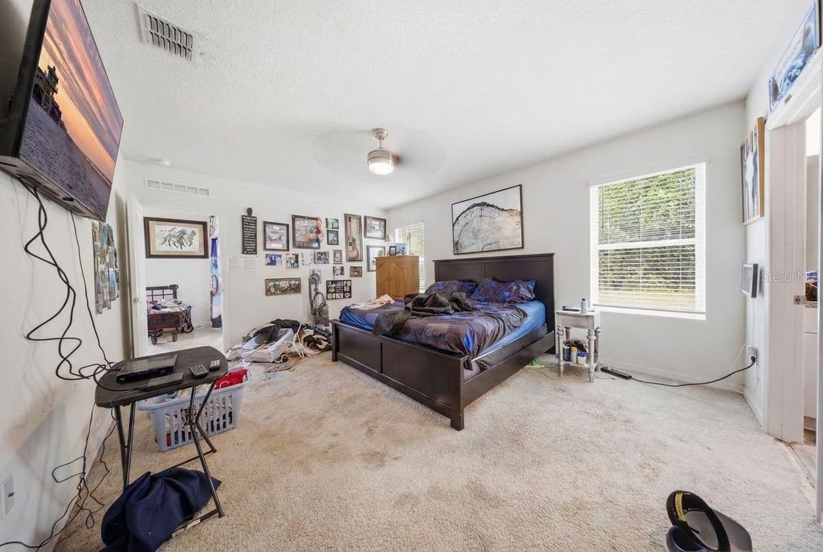 209 MEGHAN CIR — photo 19 of 44