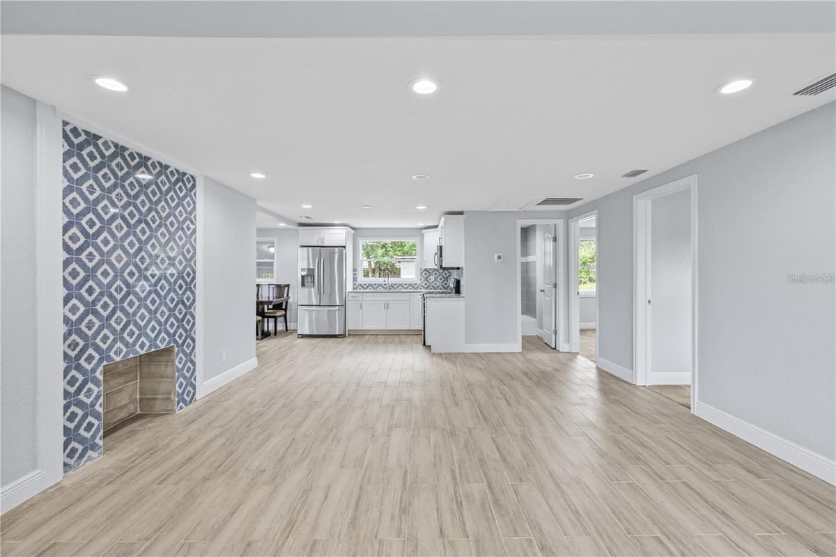 6419 48TH STREET — photo 15 of 30