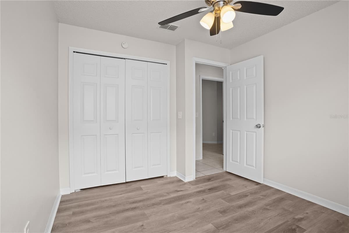 1513 INDIAN OAKS TRAIL — photo 31 of 39