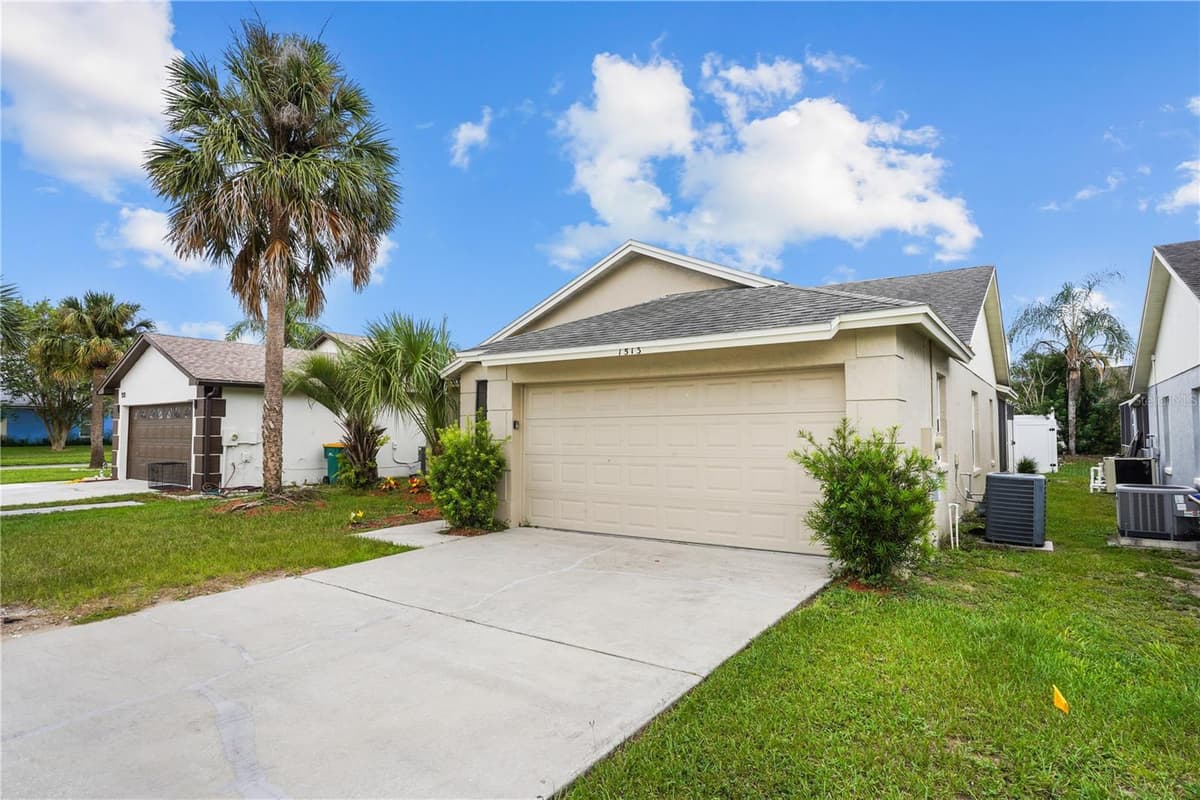 1513 INDIAN OAKS TRAIL — photo 4 of 39