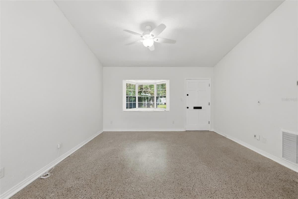 724 BRAIDWOOD LANE — photo 44 of 45