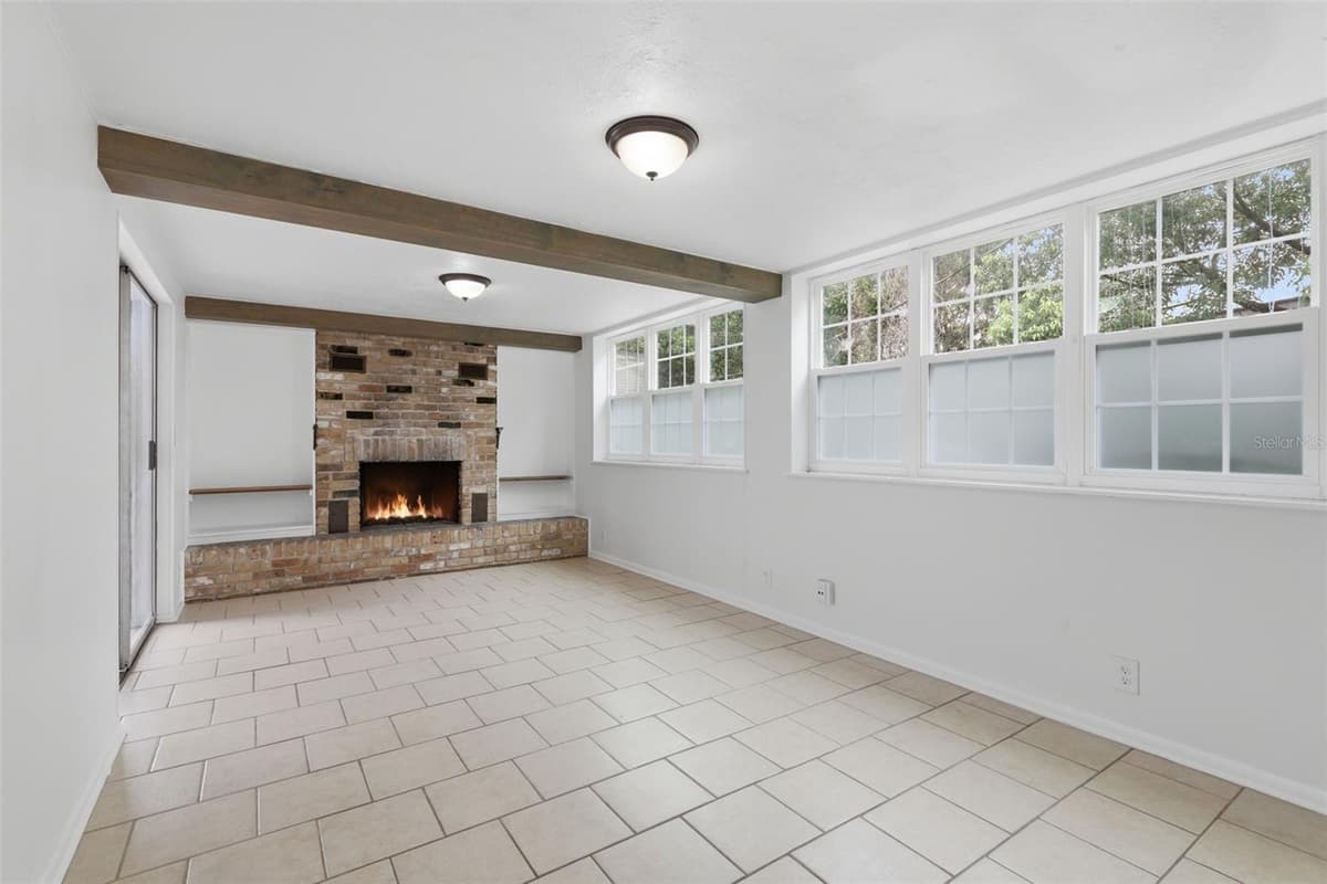 724 BRAIDWOOD LANE — photo 14 of 45
