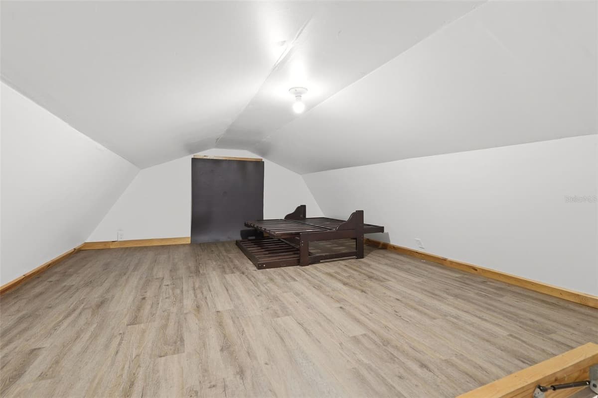 724 BRAIDWOOD LANE — photo 39 of 45