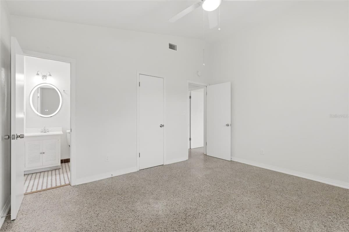 724 BRAIDWOOD LANE — photo 20 of 45