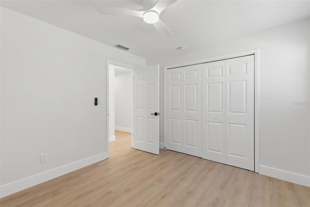 2718 WOODHALL TERRACE — photo 30 of 32