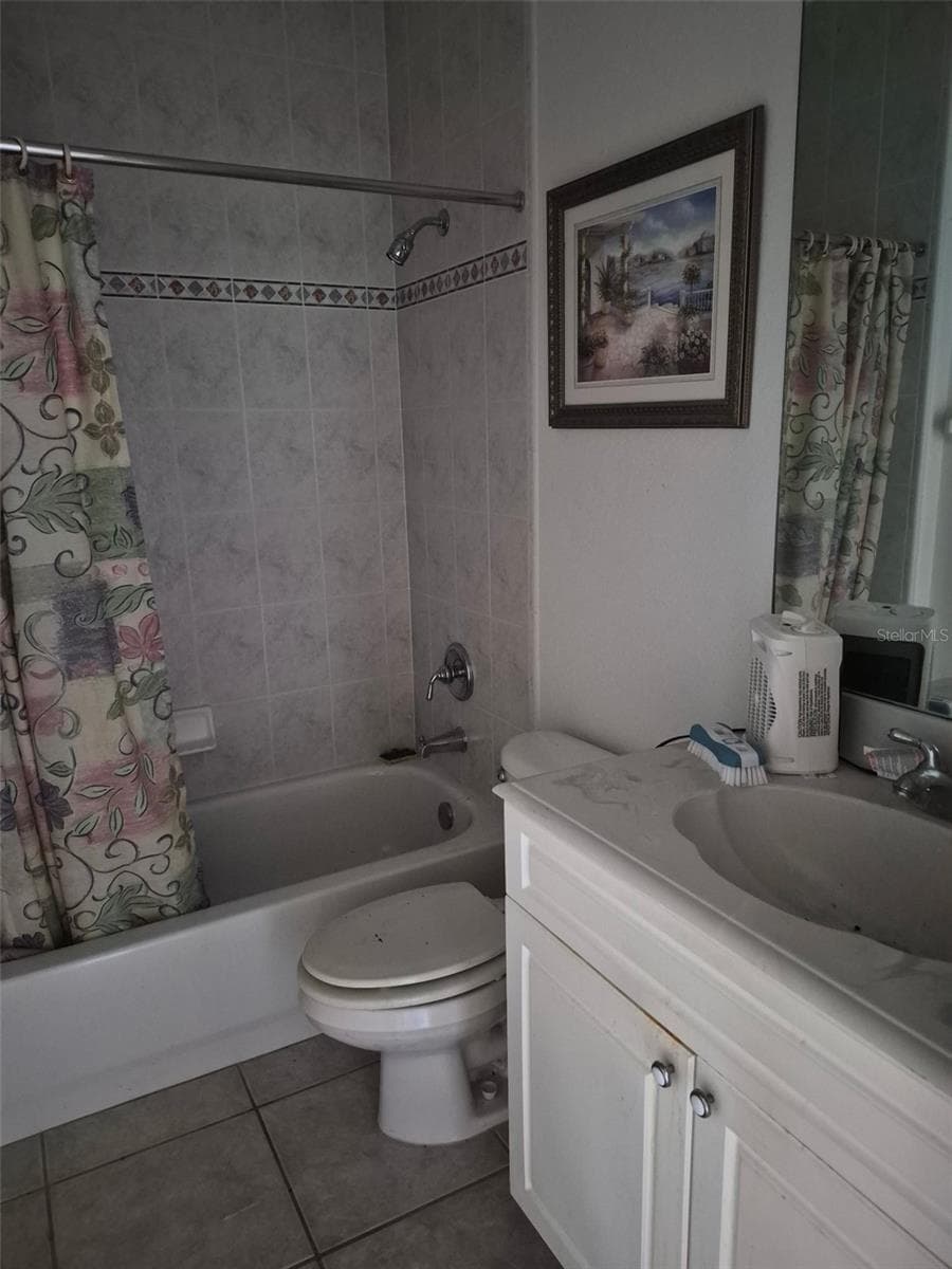 3163 FOREST CREEK DRIVE — photo 17 of 44