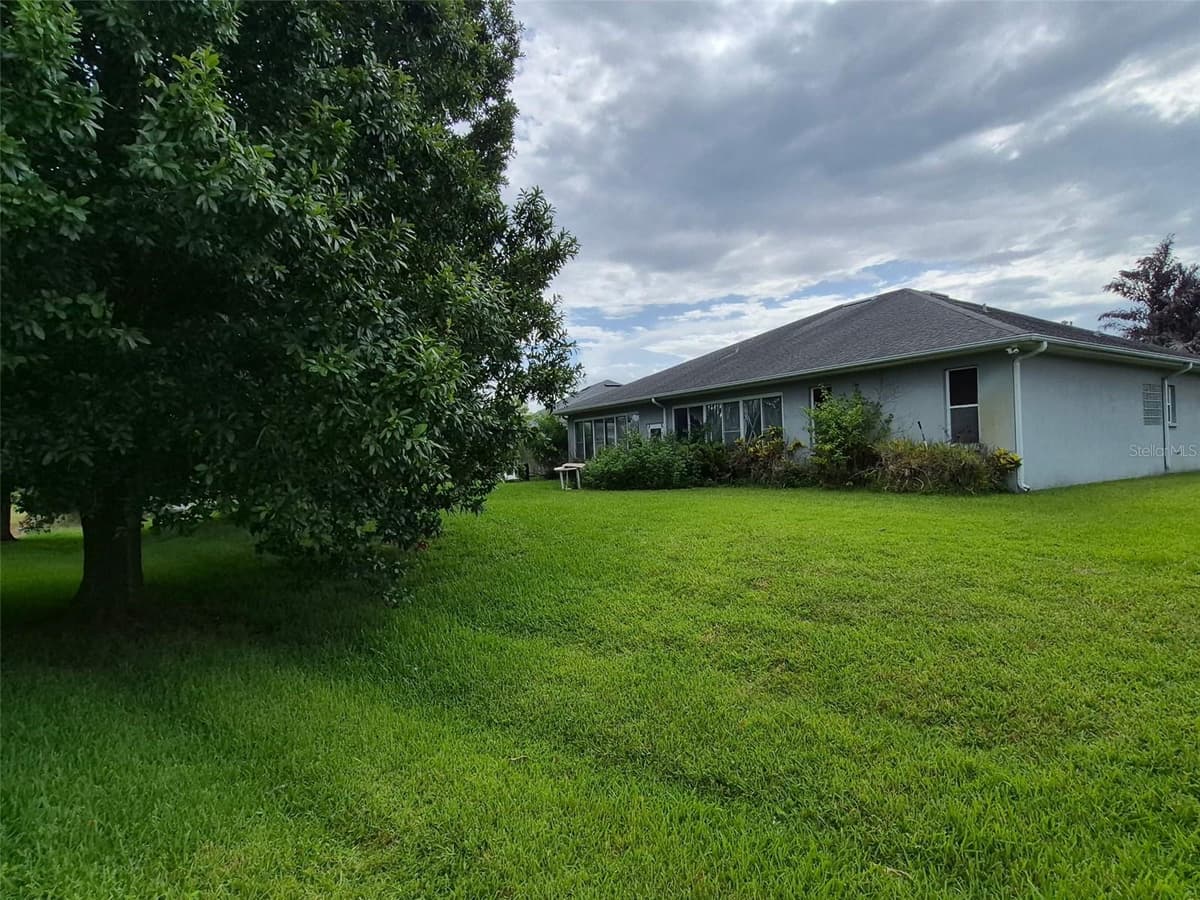 3163 FOREST CREEK DRIVE — photo 13 of 44
