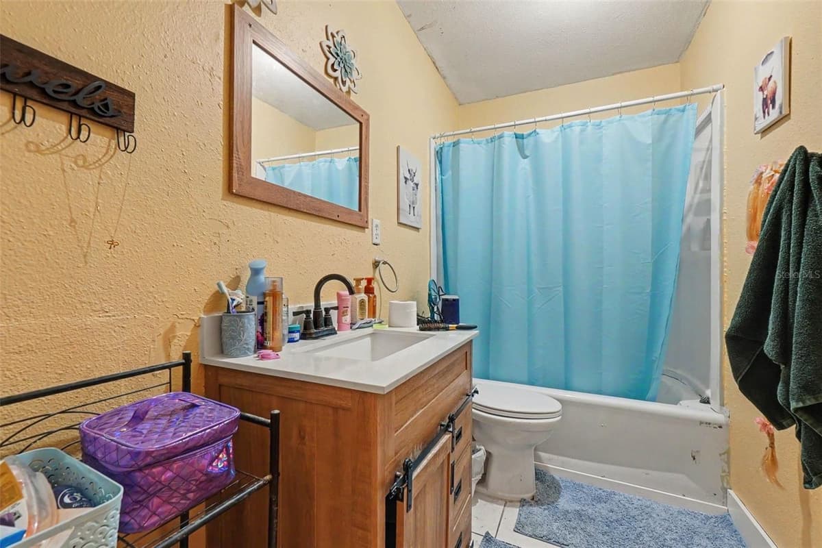 3040 STRAWBERRY LANE — photo 15 of 26