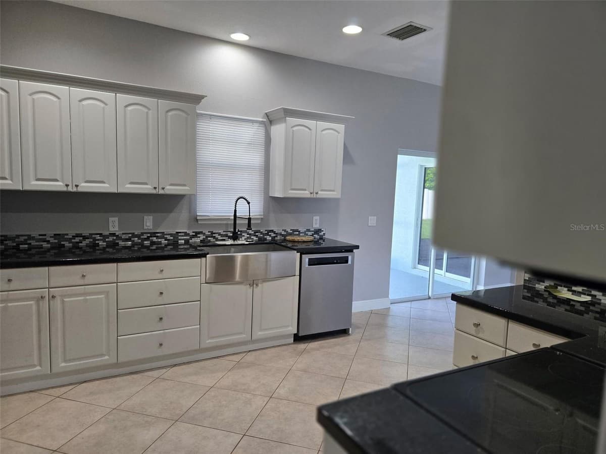 2739 ATWATER DRIVE — photo 3 of 14