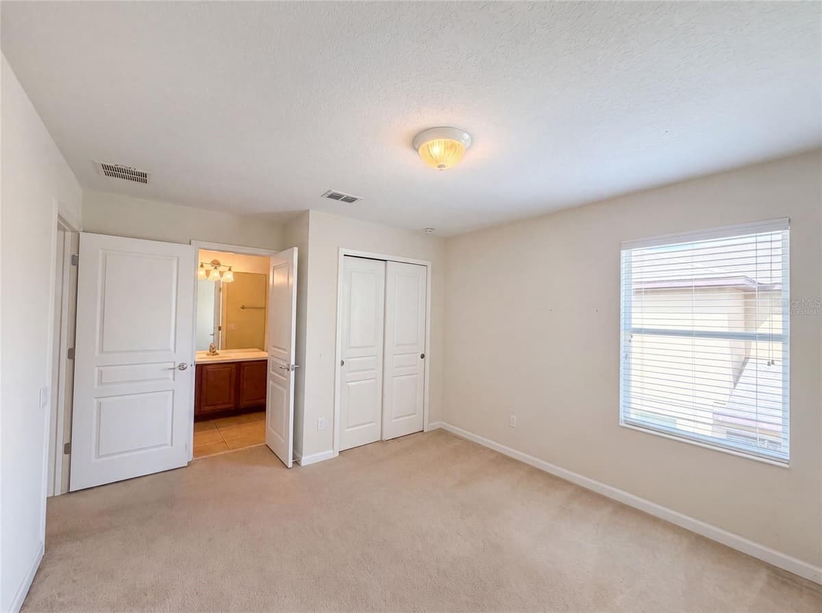 13228 ROSKIN LANE — photo 4 of 34