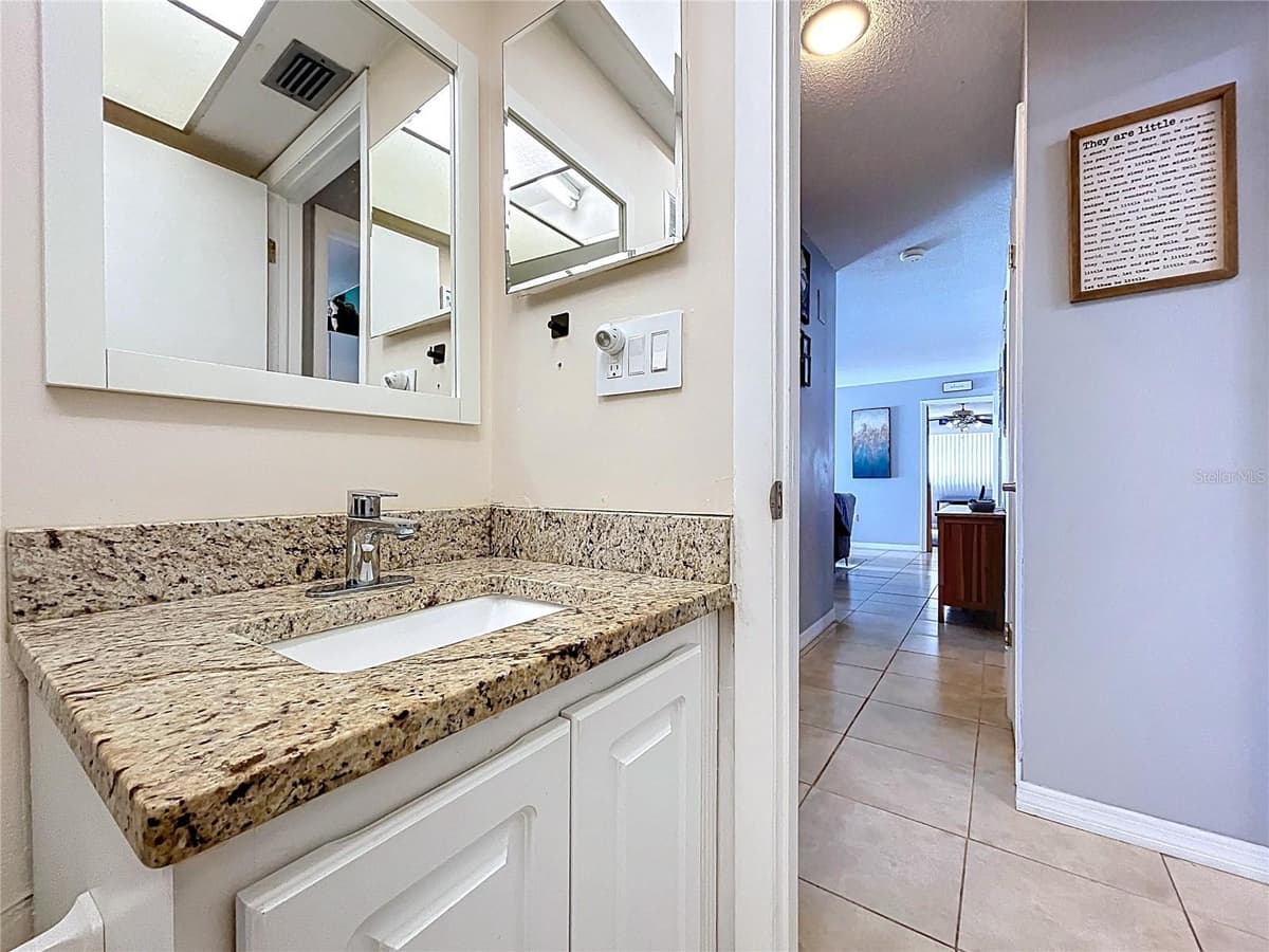 1622 DALE CIRCLE — photo 35 of 53