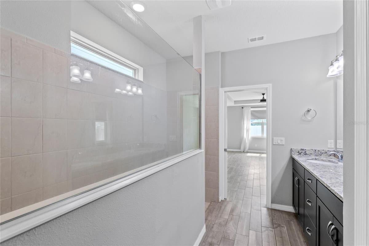 2754 MATERA DRIVE — photo 14 of 34