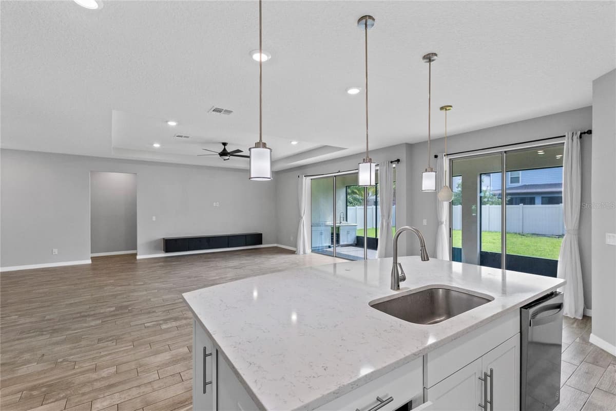 2754 MATERA DRIVE — photo 4 of 34