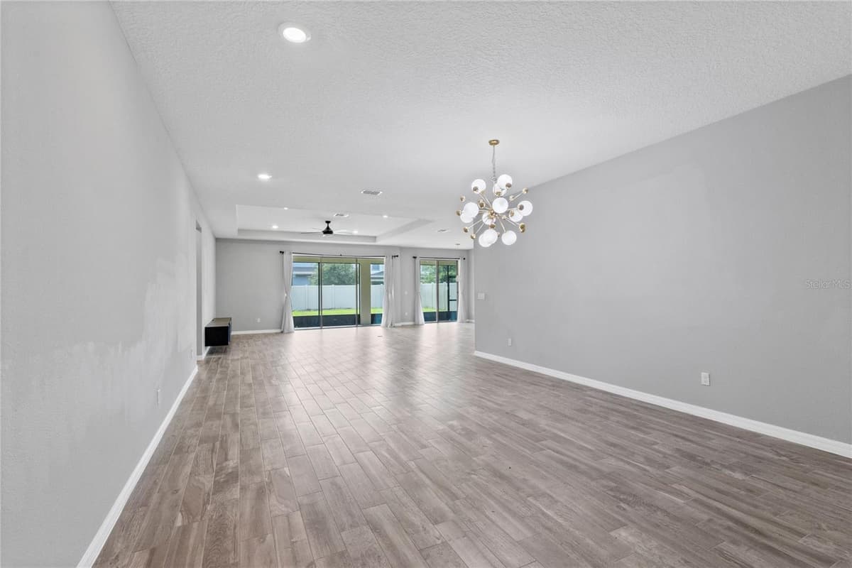 2754 MATERA DRIVE — photo 10 of 34