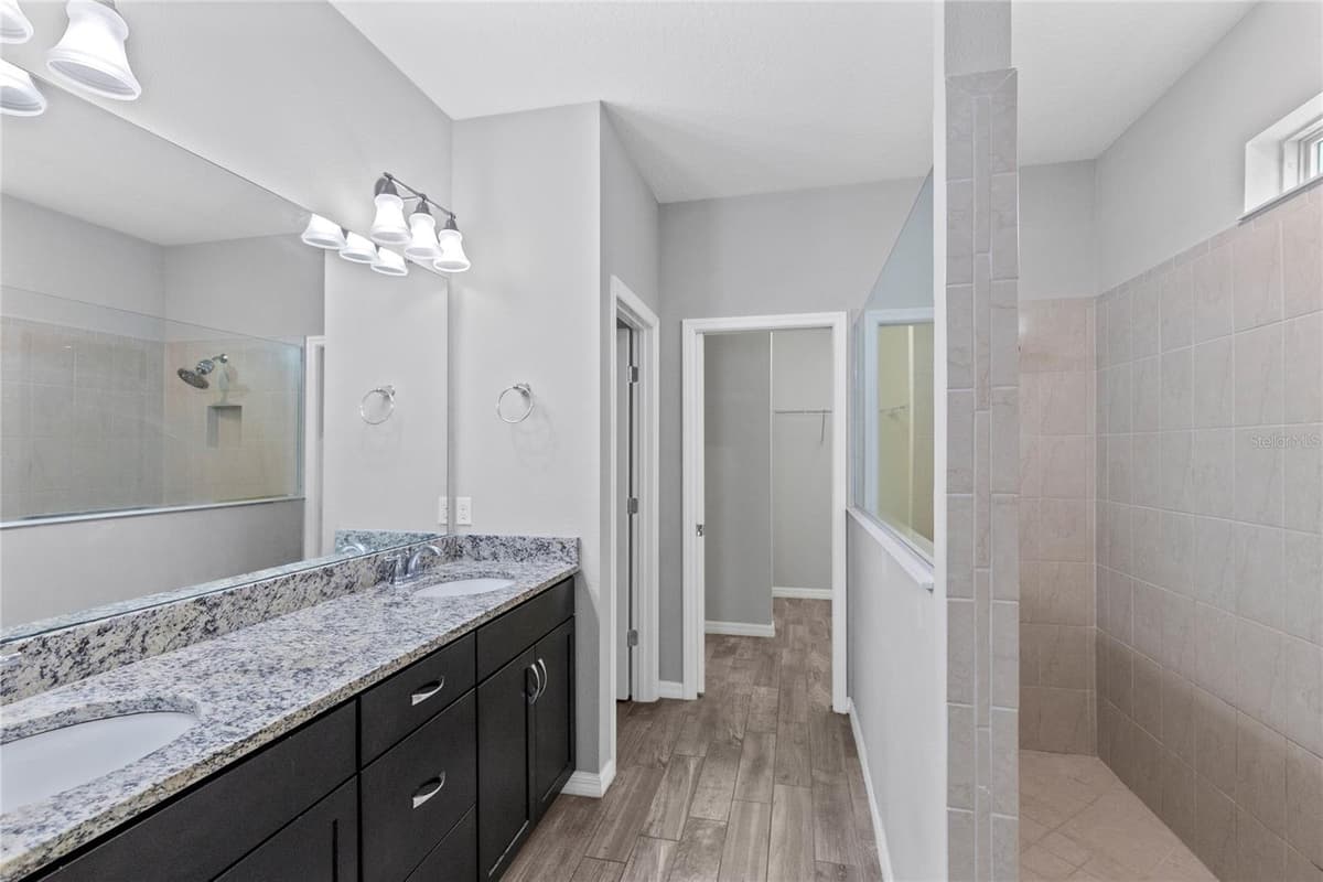 2754 MATERA DRIVE — photo 13 of 34