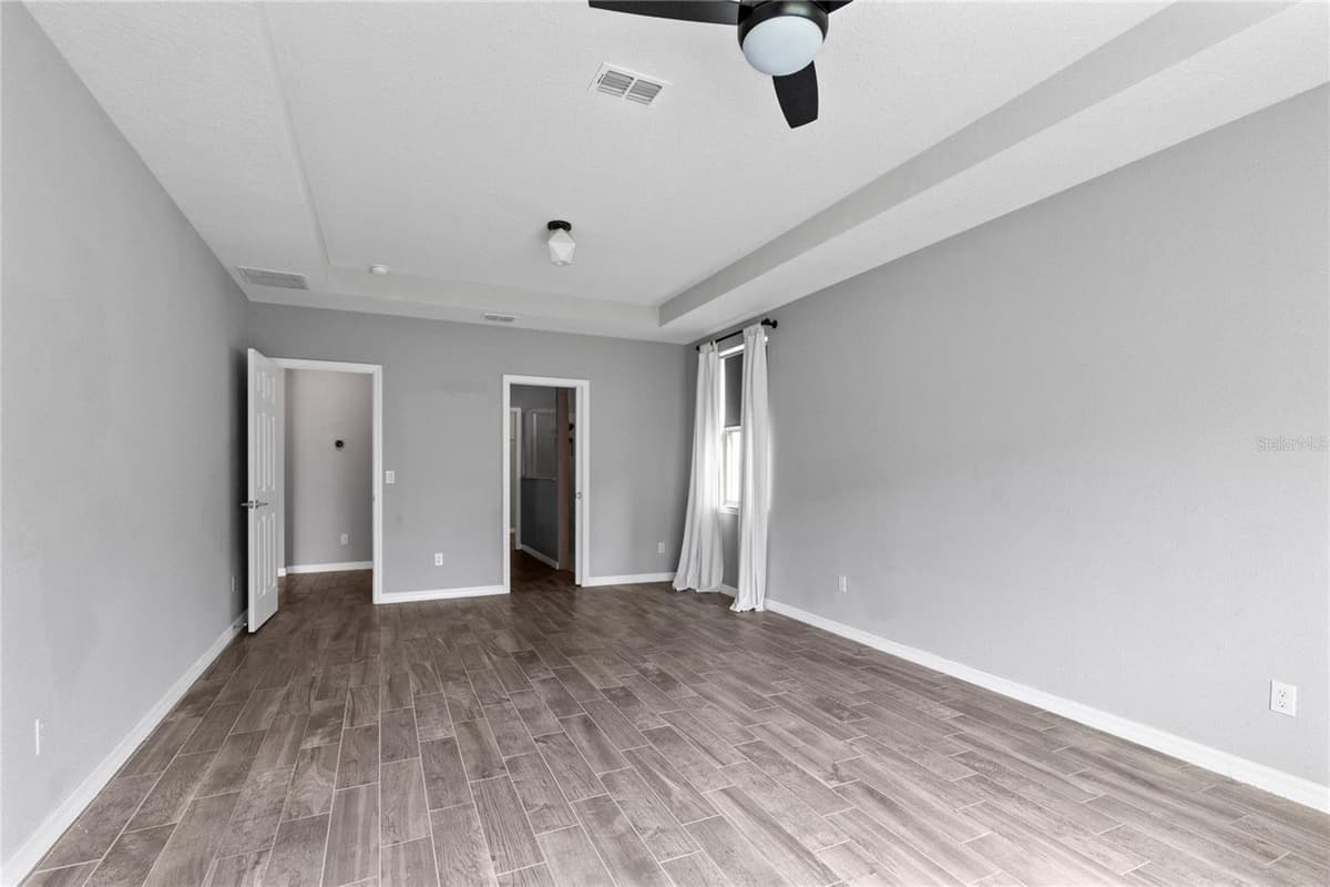 2754 MATERA DRIVE — photo 12 of 34