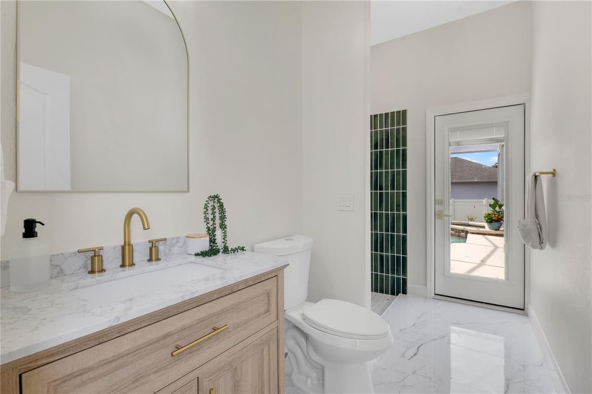 13149 LAKEWIND DRIVE — photo 32 of 47