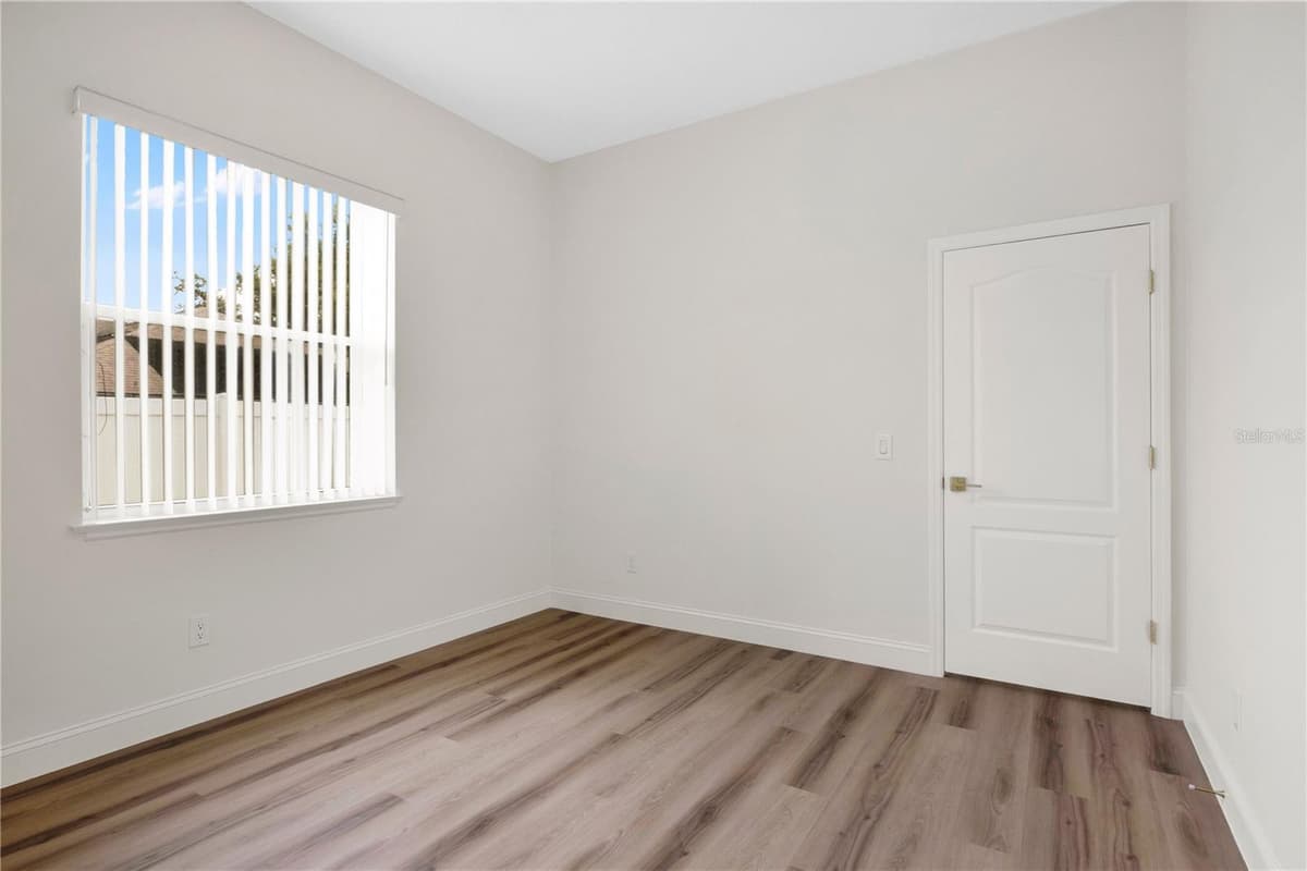 13149 LAKEWIND DRIVE — photo 41 of 47