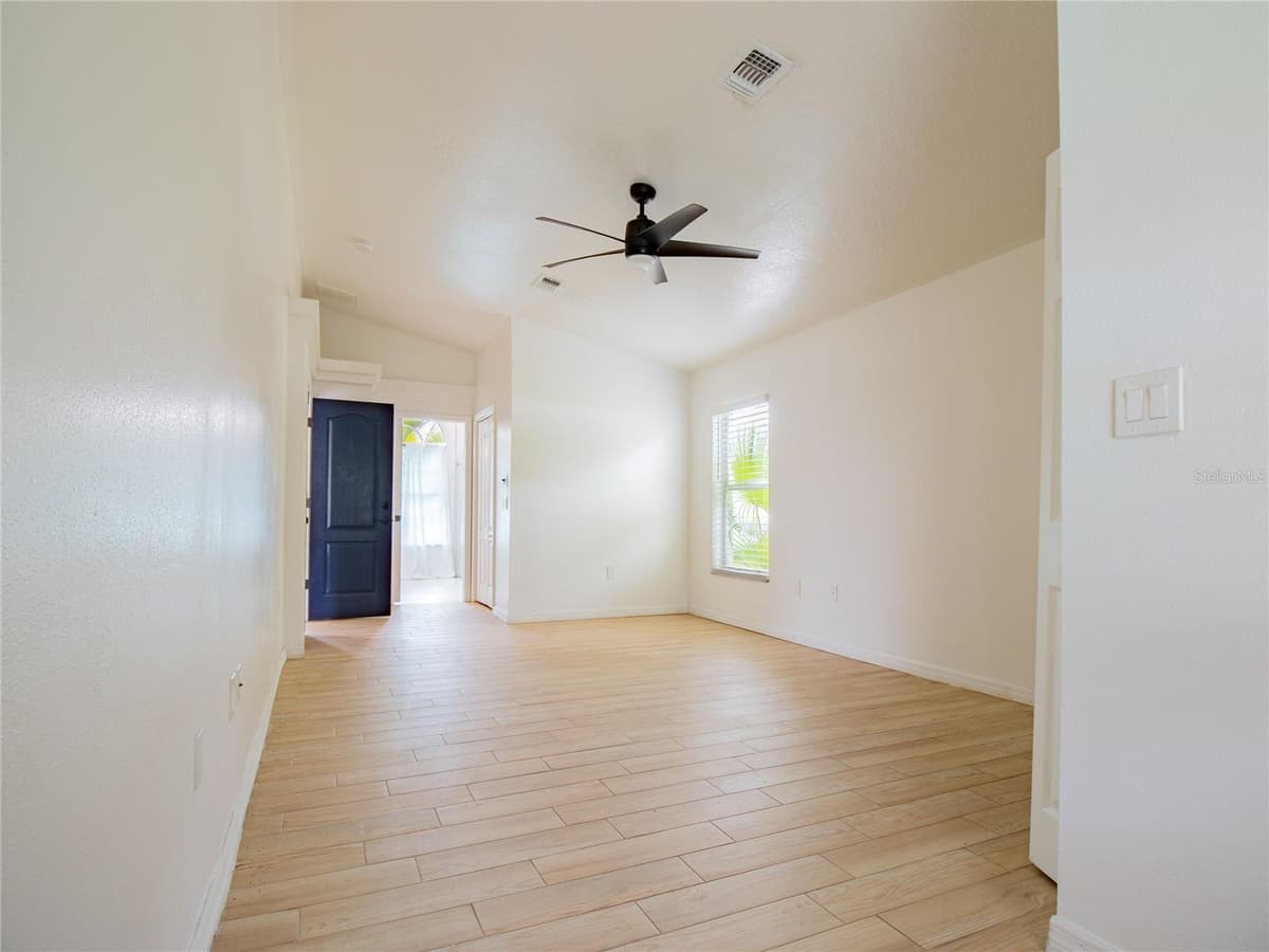 31439 STIRRUP LANE — photo 34 of 49