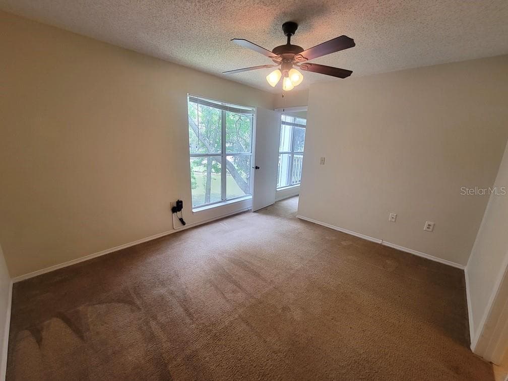 10024 STRAFFORD OAK COURT — photo 10 of 16