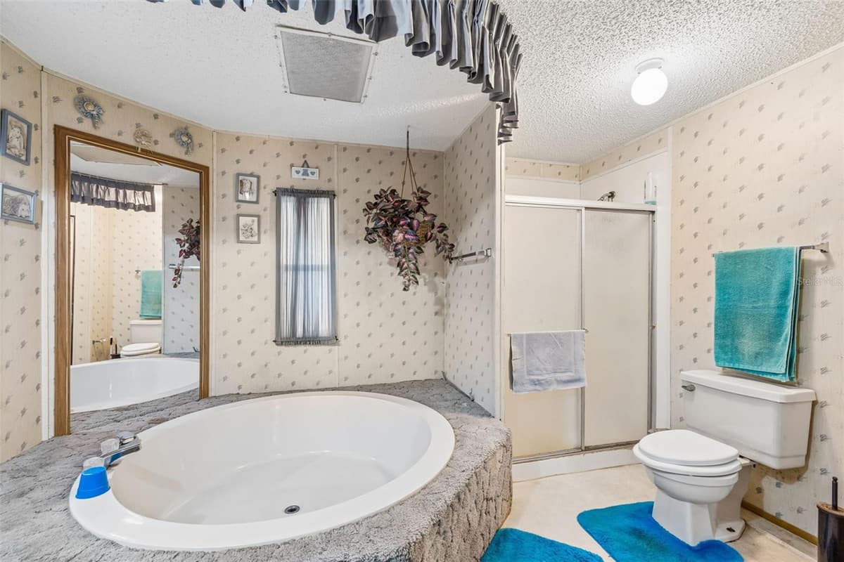 6325 OAKVIEW LANE — photo 18 of 47