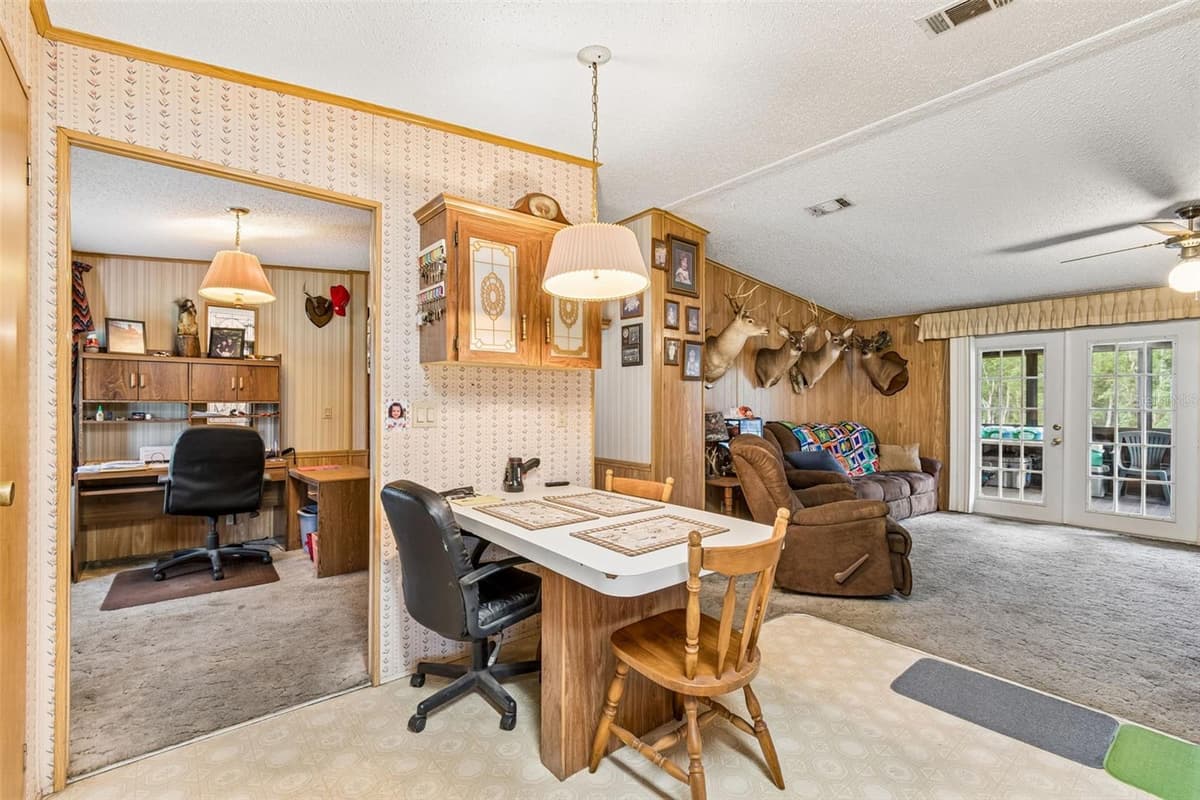 6325 OAKVIEW LANE — photo 15 of 47