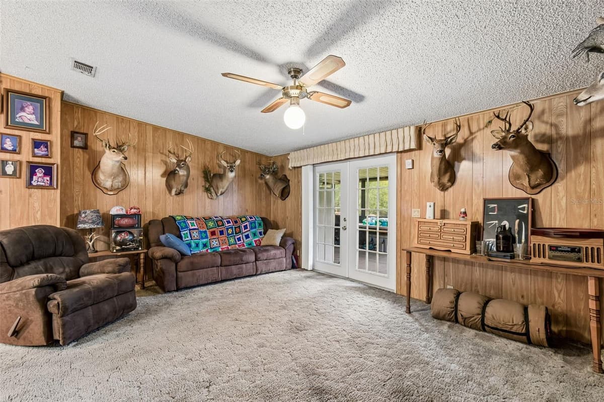6325 OAKVIEW LANE — photo 7 of 47