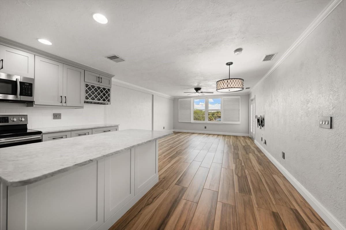 4681 1ST STREET — photo 14 of 25