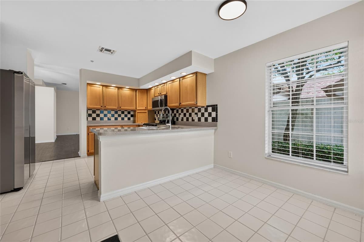11206 PURPLE PLUM COURT — photo 26 of 47