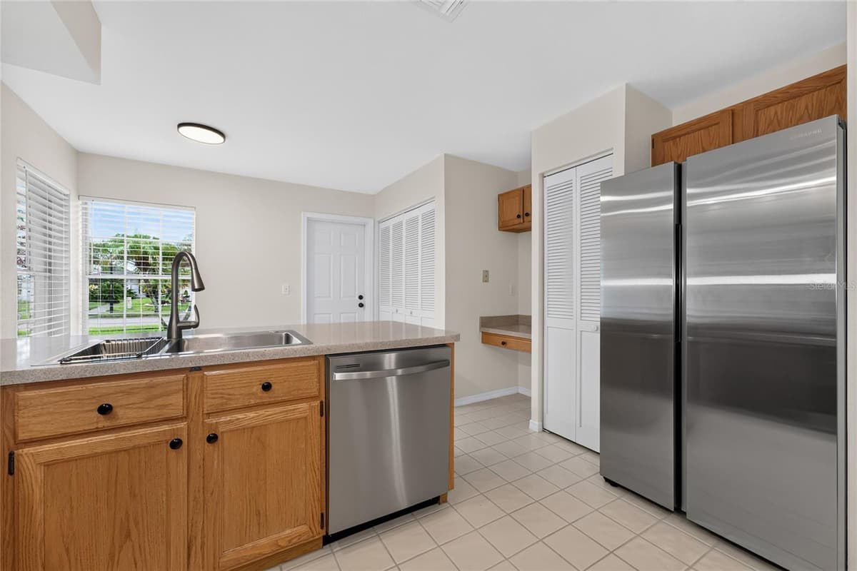 11206 PURPLE PLUM COURT — photo 4 of 47