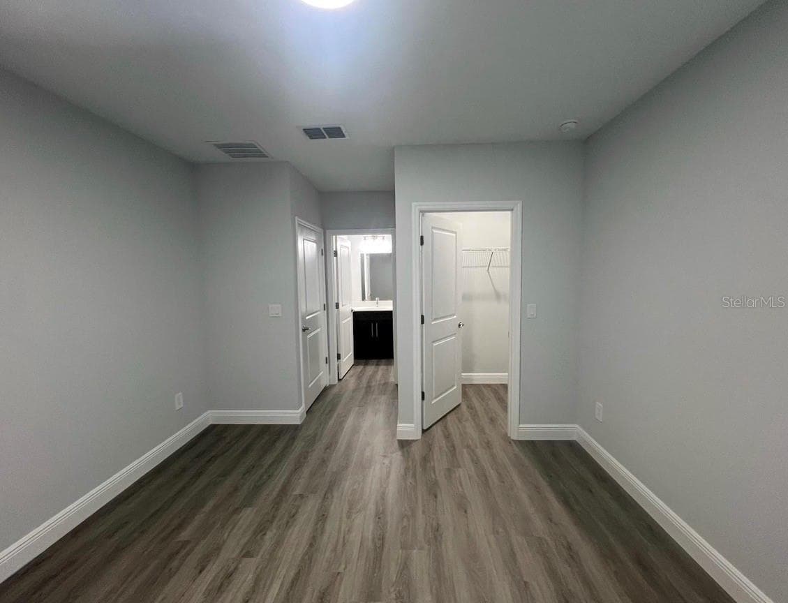 519 BLACKBIRD LANE — photo 12 of 13