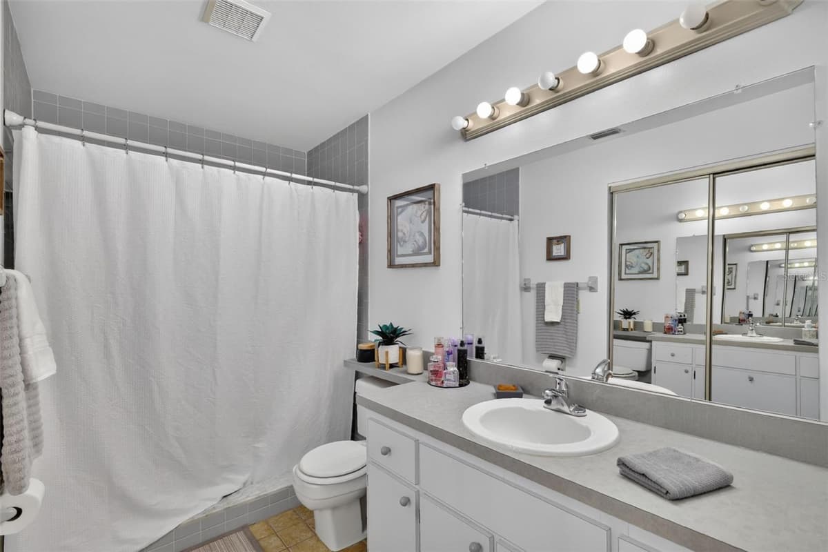 626 WOODVIEW DRIVE — photo 26 of 38