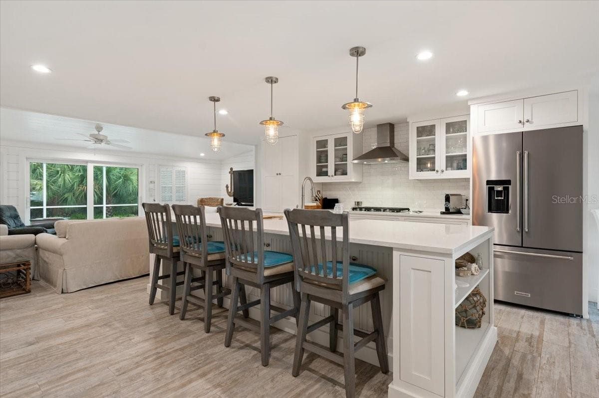 5125 SANDY BEACH AVENUE — photo 7 of 41