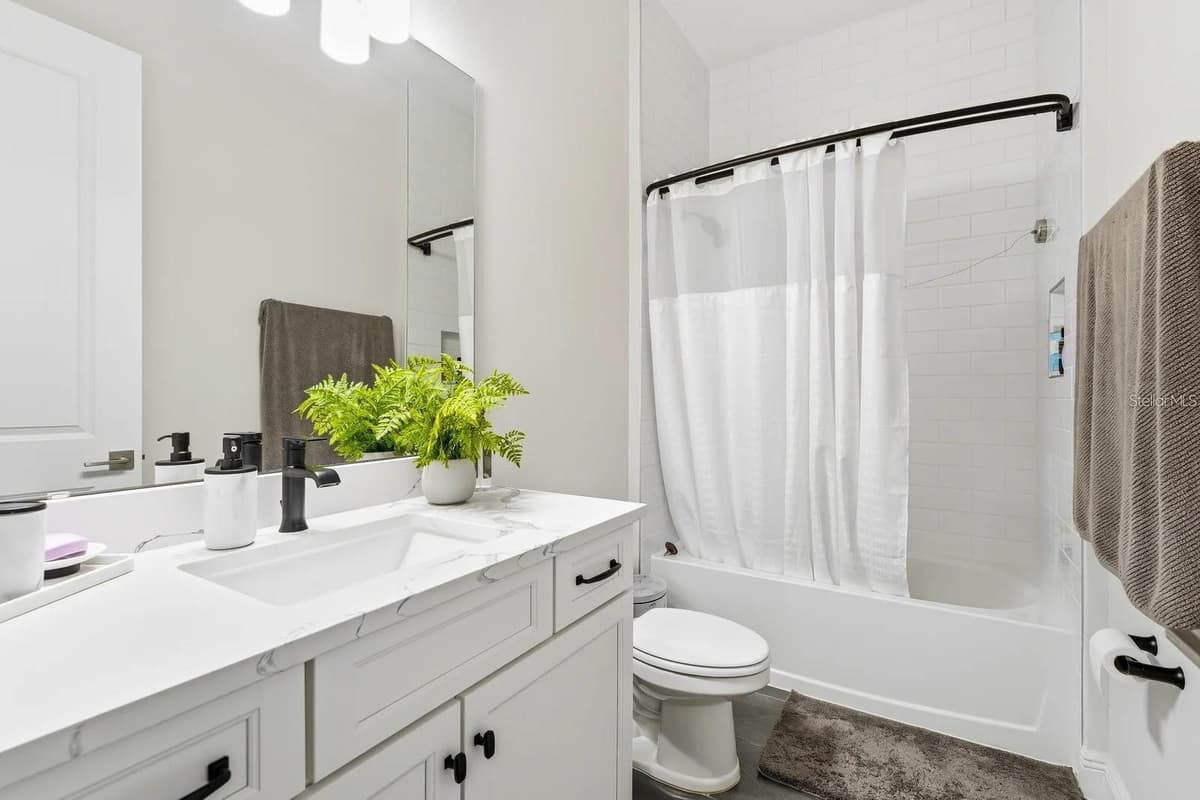 16312 VOLTERRA POINT — photo 14 of 20