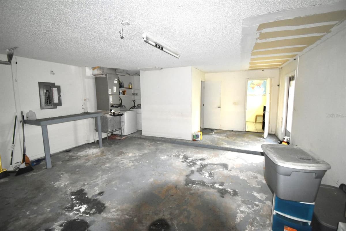 704 LEMONWOOD DRIVE — photo 15 of 24