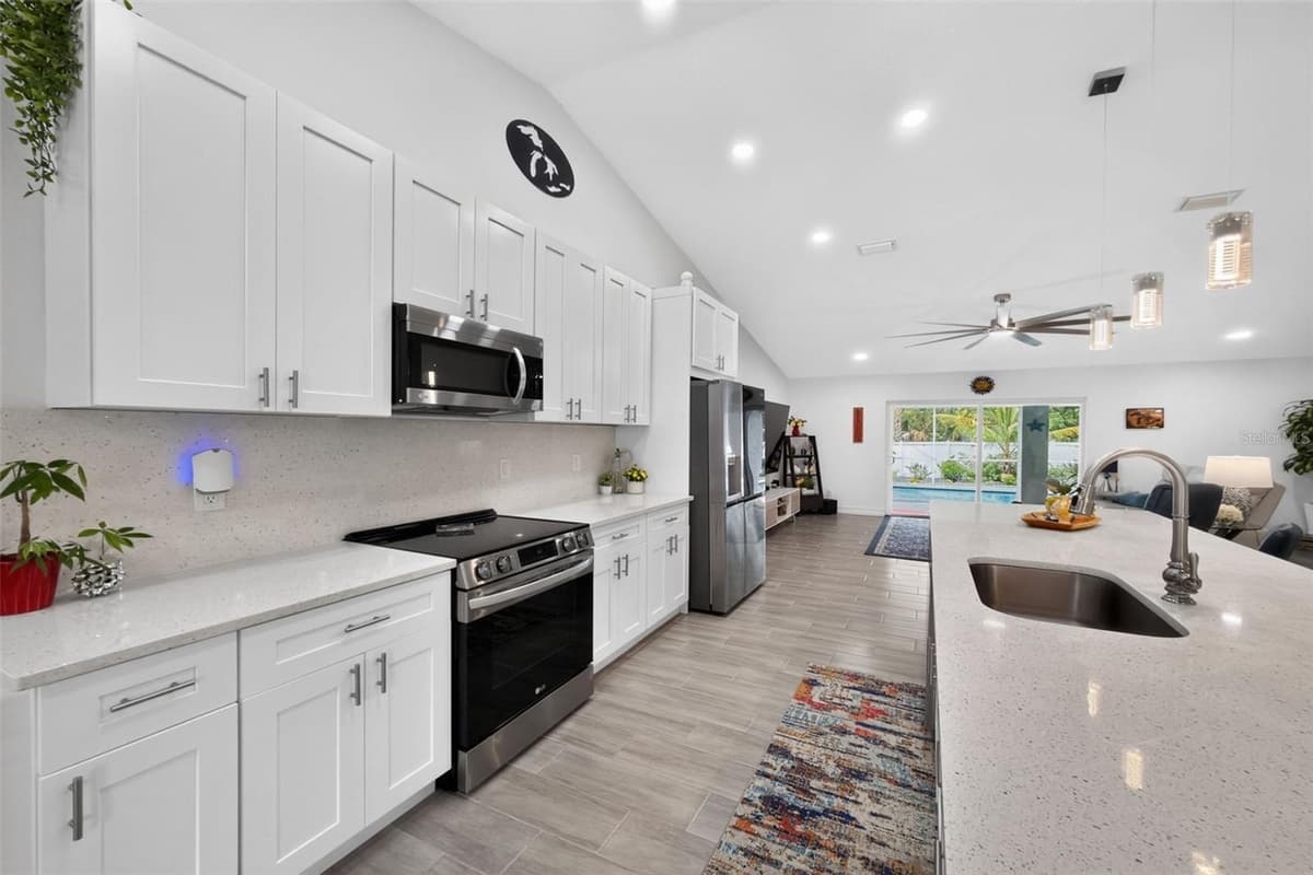 10177 WILDCAT STREET — photo 11 of 44