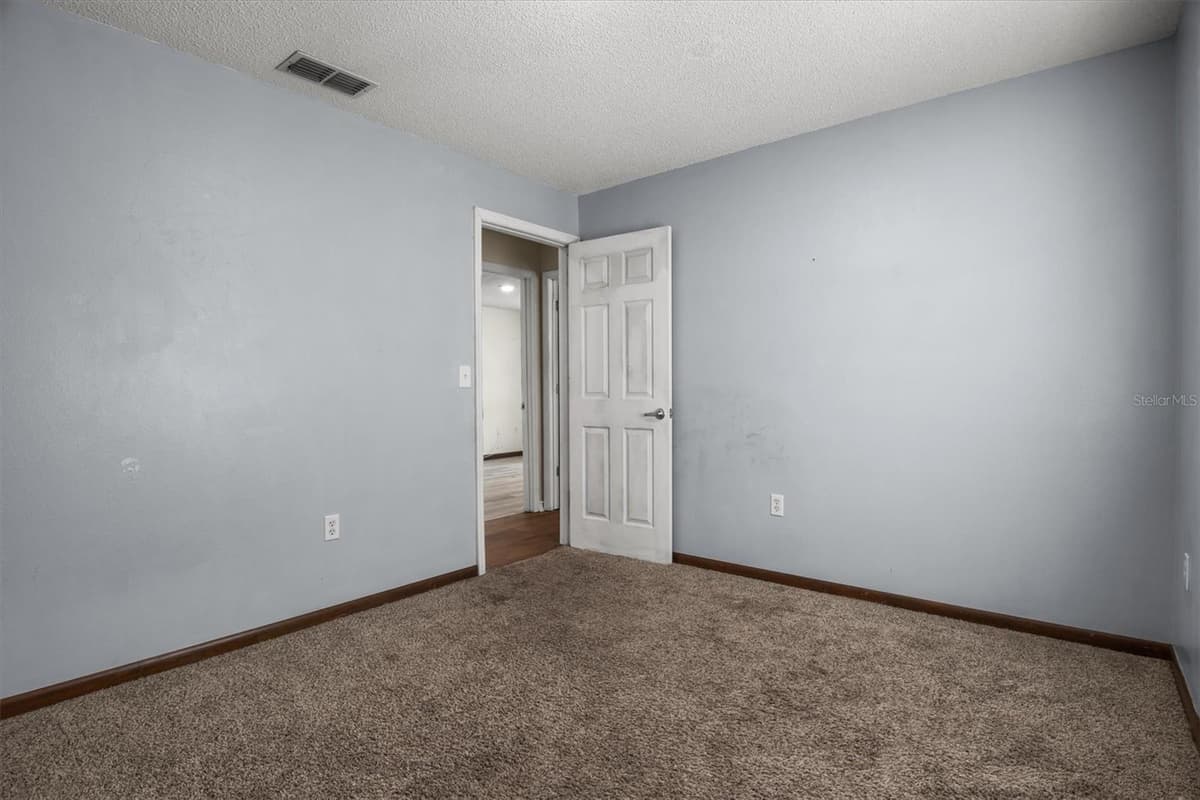 9545 STATE ROAD 33 — photo 17 of 37